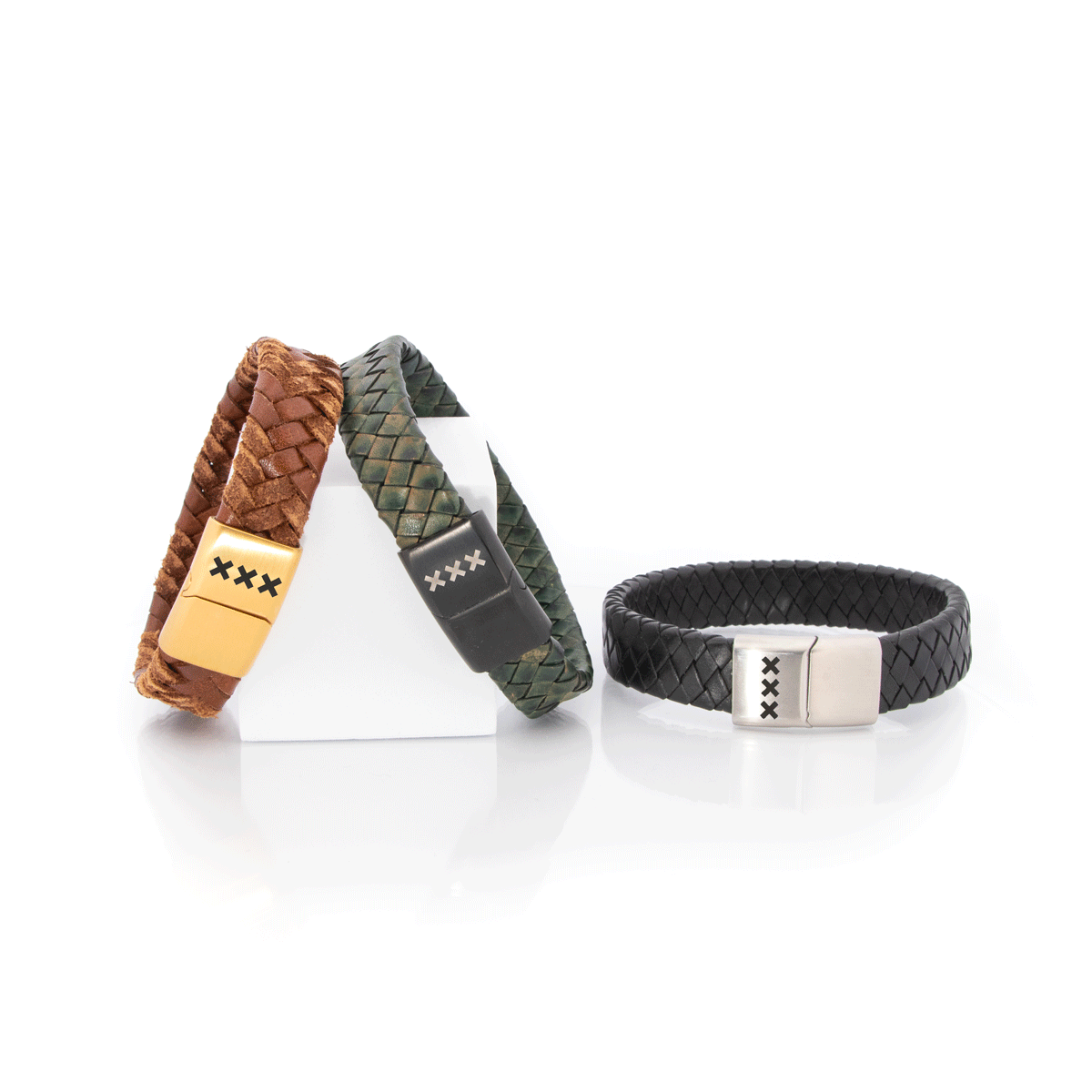 Leather Bracelet with Engraving – Mokum Edition