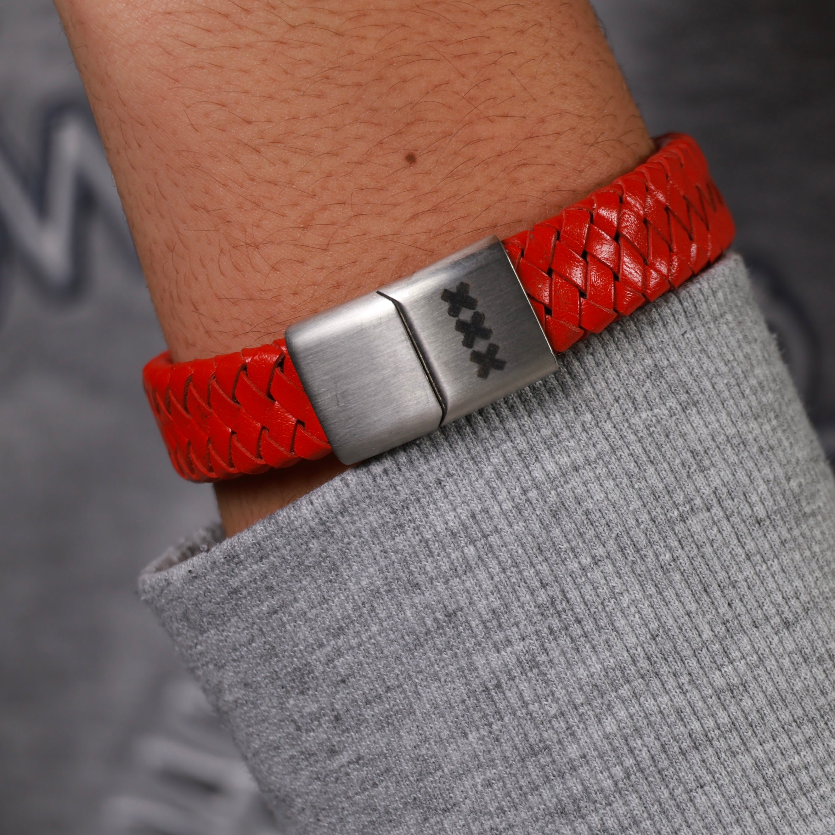 Leren Armband Rood/ Zilver – Mokum