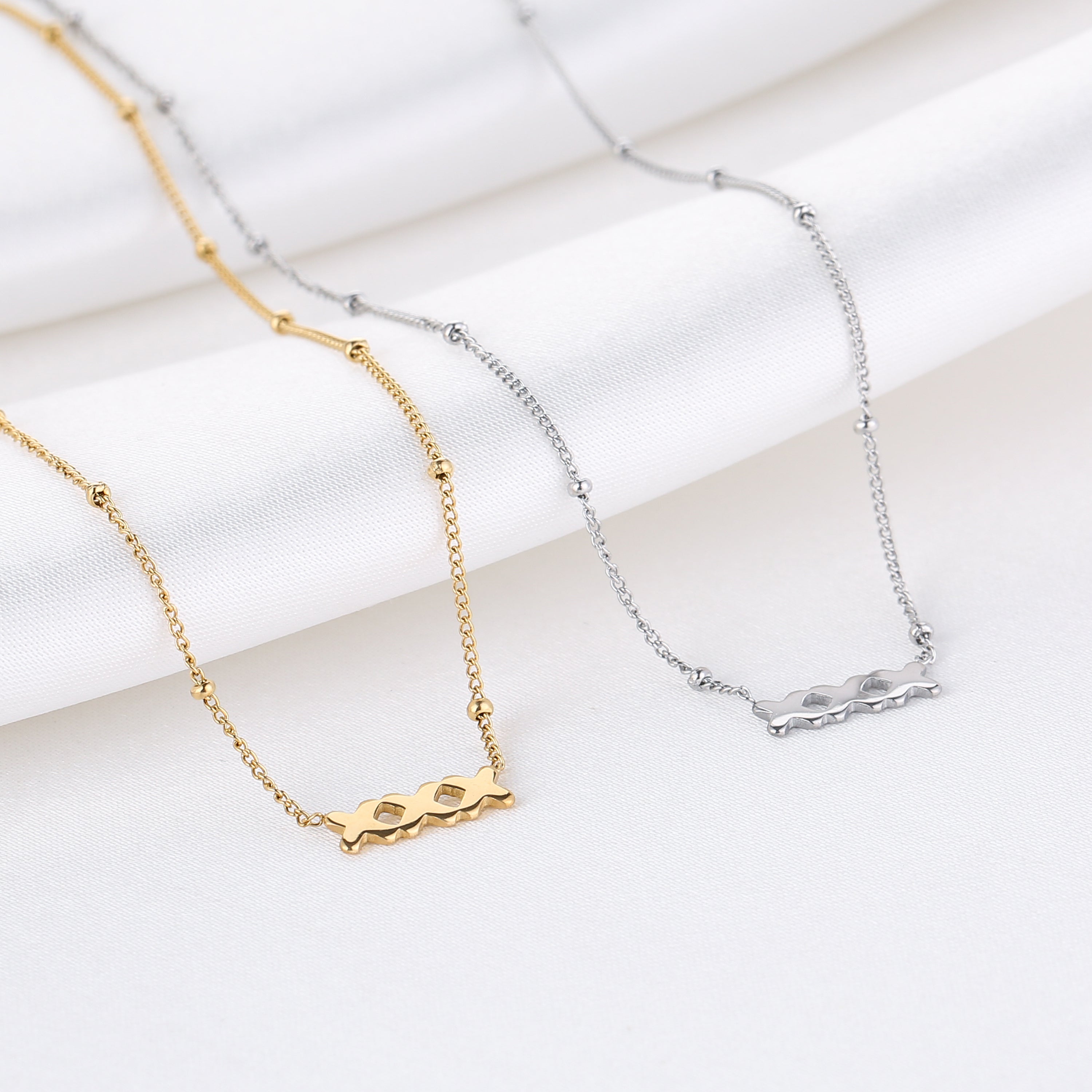 KETTING | 3 KRUISJES HORIZONTAAL
