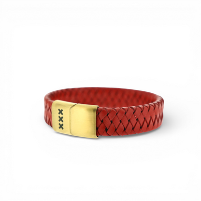 Rode leren herenarmband met gouden sluiting en drie Amsterdam kruisen